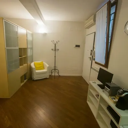 Nocleg ze śniadaniem Del Borgo - - Bolonia